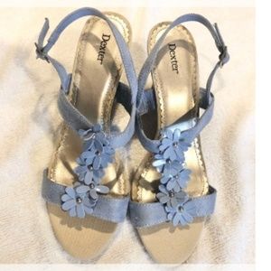Dexter blue Micro suede wedge sandals in like new condition. Size 8.